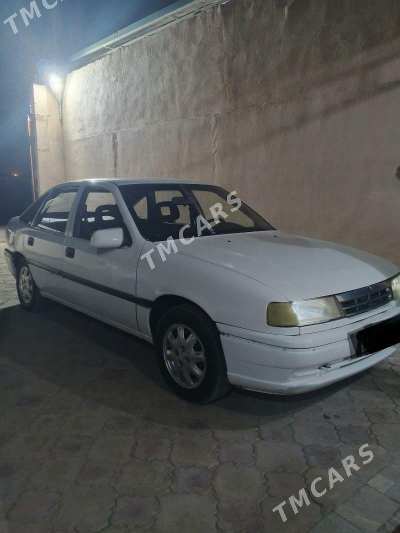 Opel Vectra 1992 - 28 000 TMT - Чоганлы - img 2