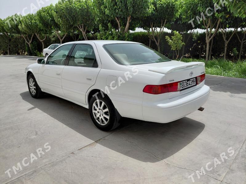 Toyota Camry 2000 - 137 000 TMT - Мары - img 6