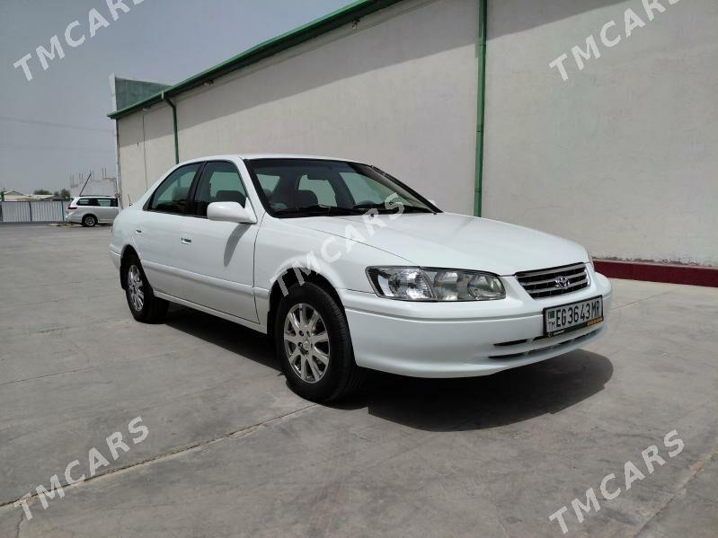 Toyota Camry 2000 - 137 000 TMT - Мары - img 3