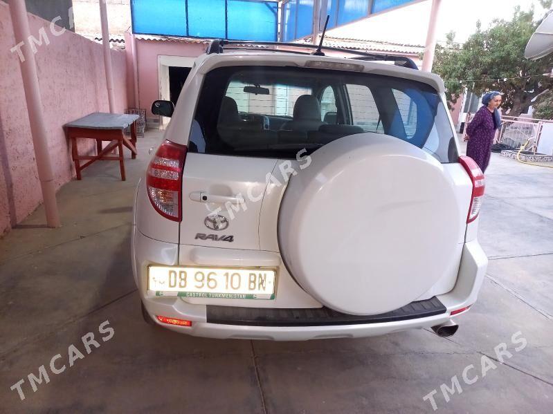Toyota RAV4 2011 - 220 000 TMT - Гызыларбат - img 3