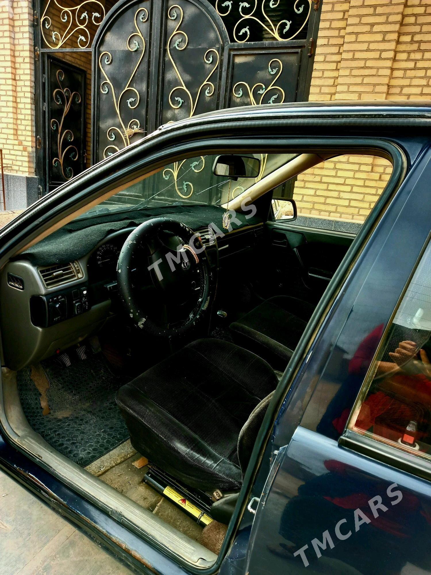 Opel Vectra 1990 - 33 000 TMT - Hojambaz - img 4