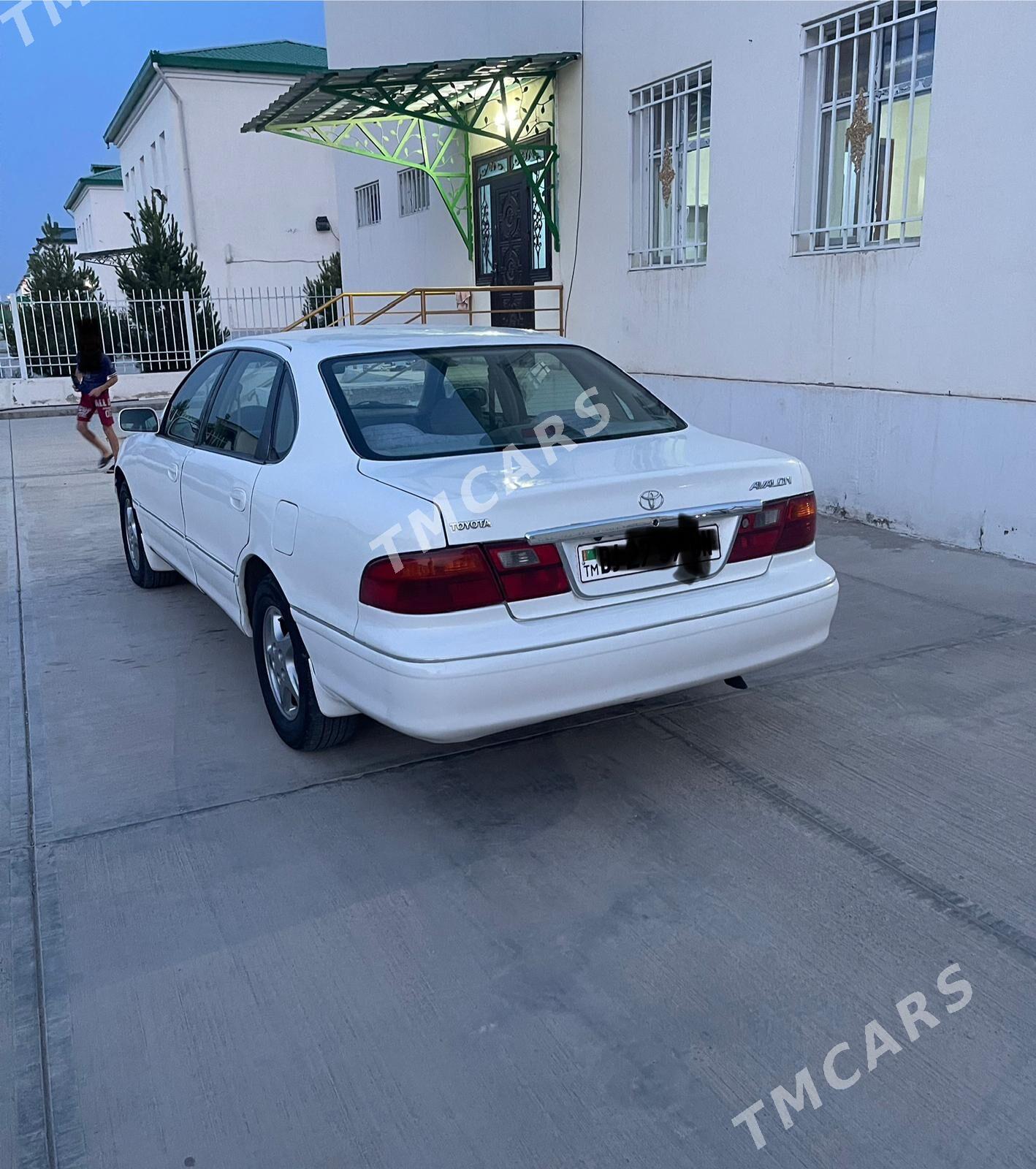 Toyota Avalon 1998 - 130 000 TMT - Туркменбаши - img 2
