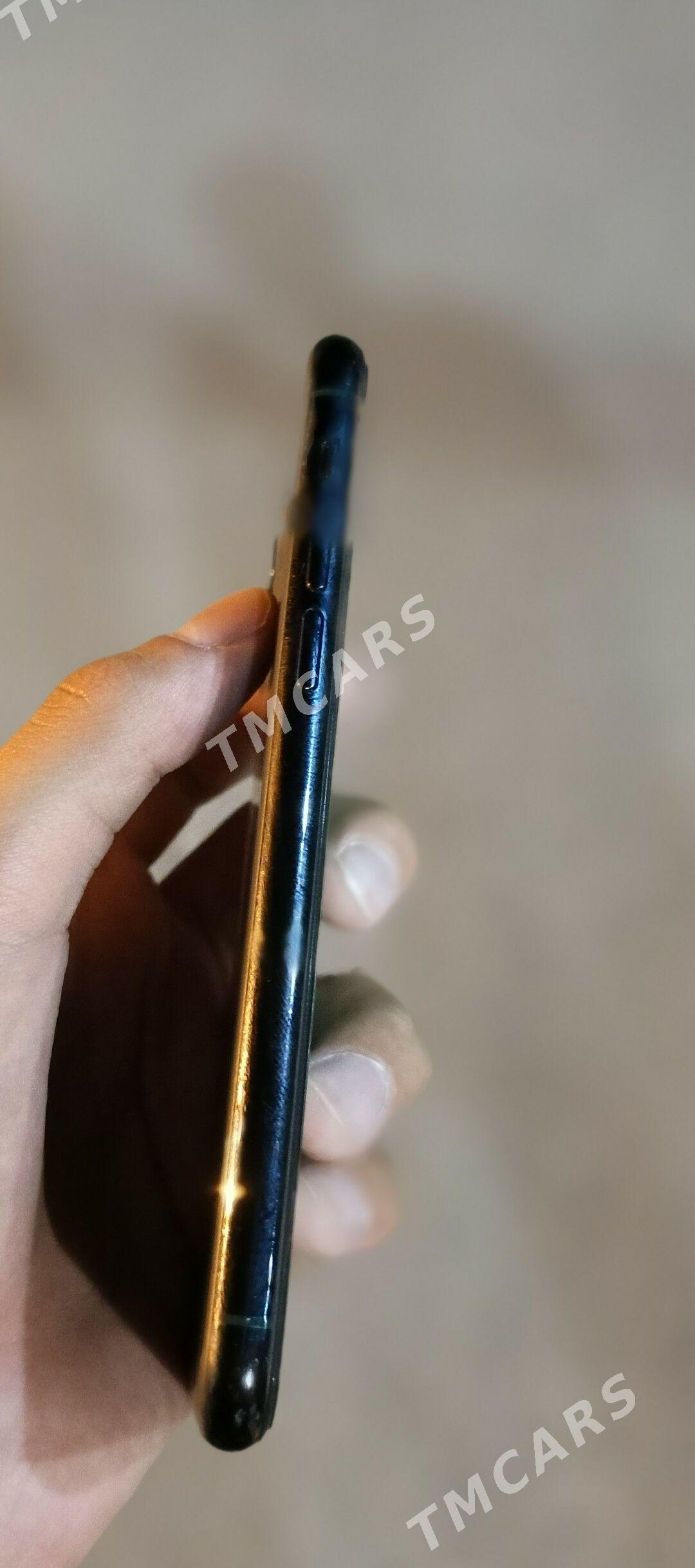 iphone 11 pro - Бузмеин - img 2