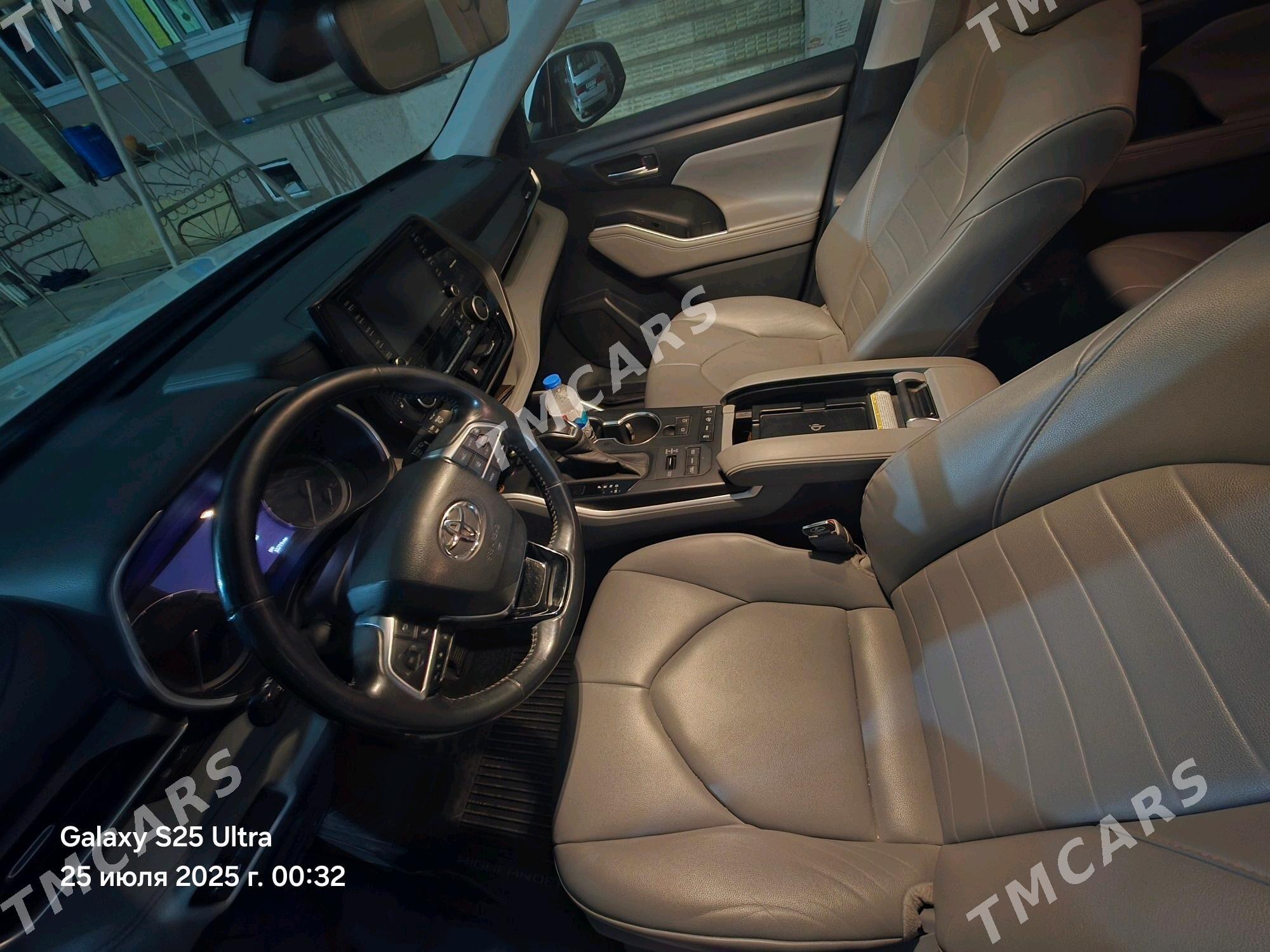 Toyota Highlander 2021 - 600 000 TMT - Мары - img 2