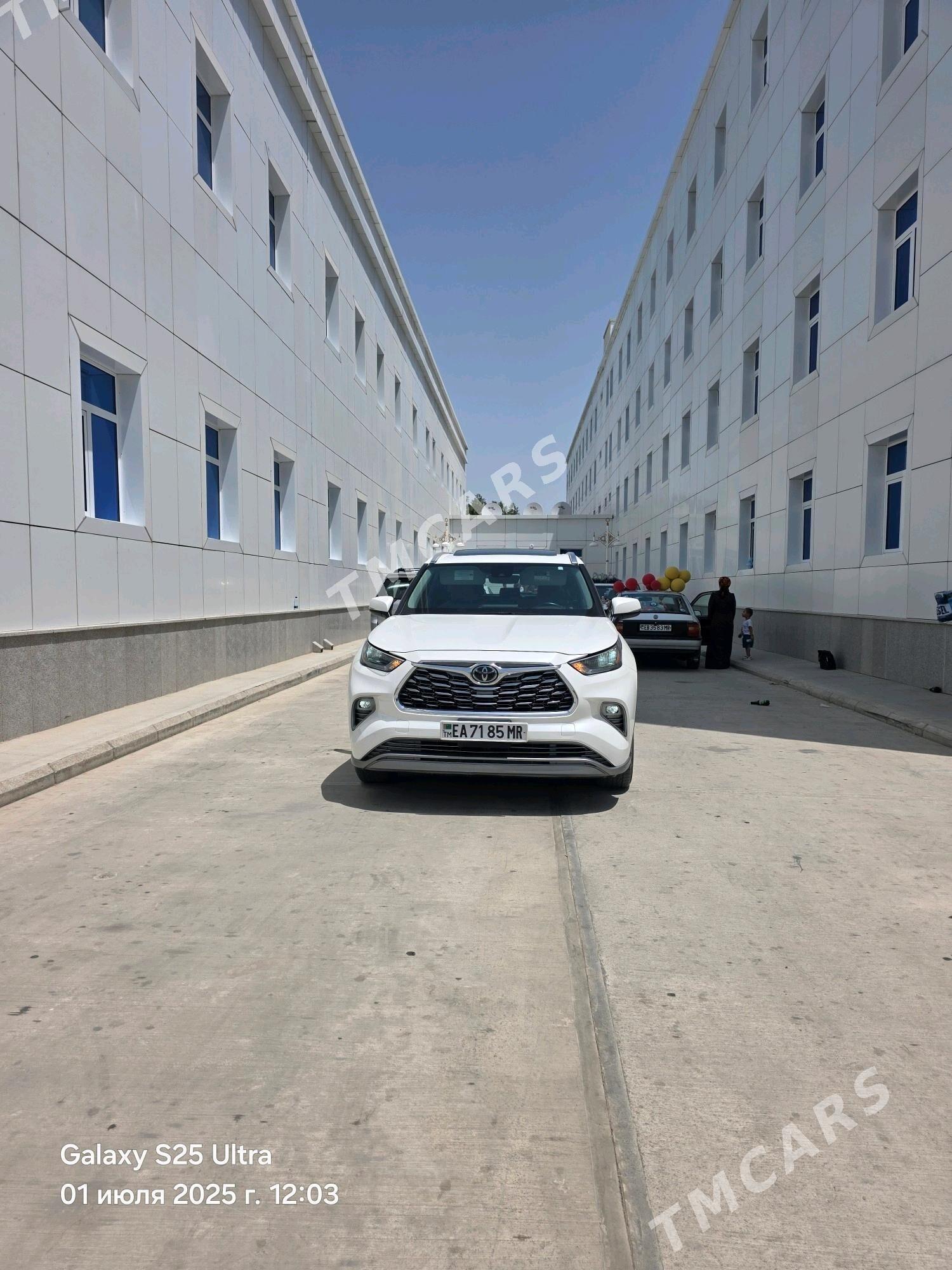 Toyota Highlander 2021 - 600 000 TMT - Мары - img 7