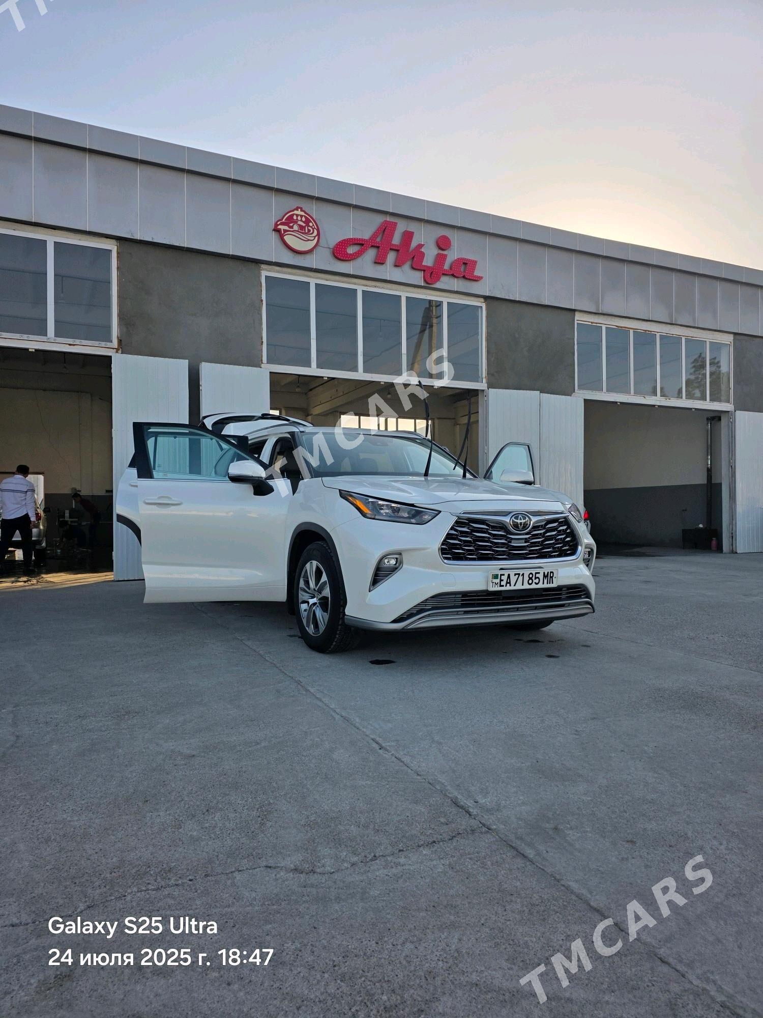 Toyota Highlander 2021 - 600 000 TMT - Мары - img 5