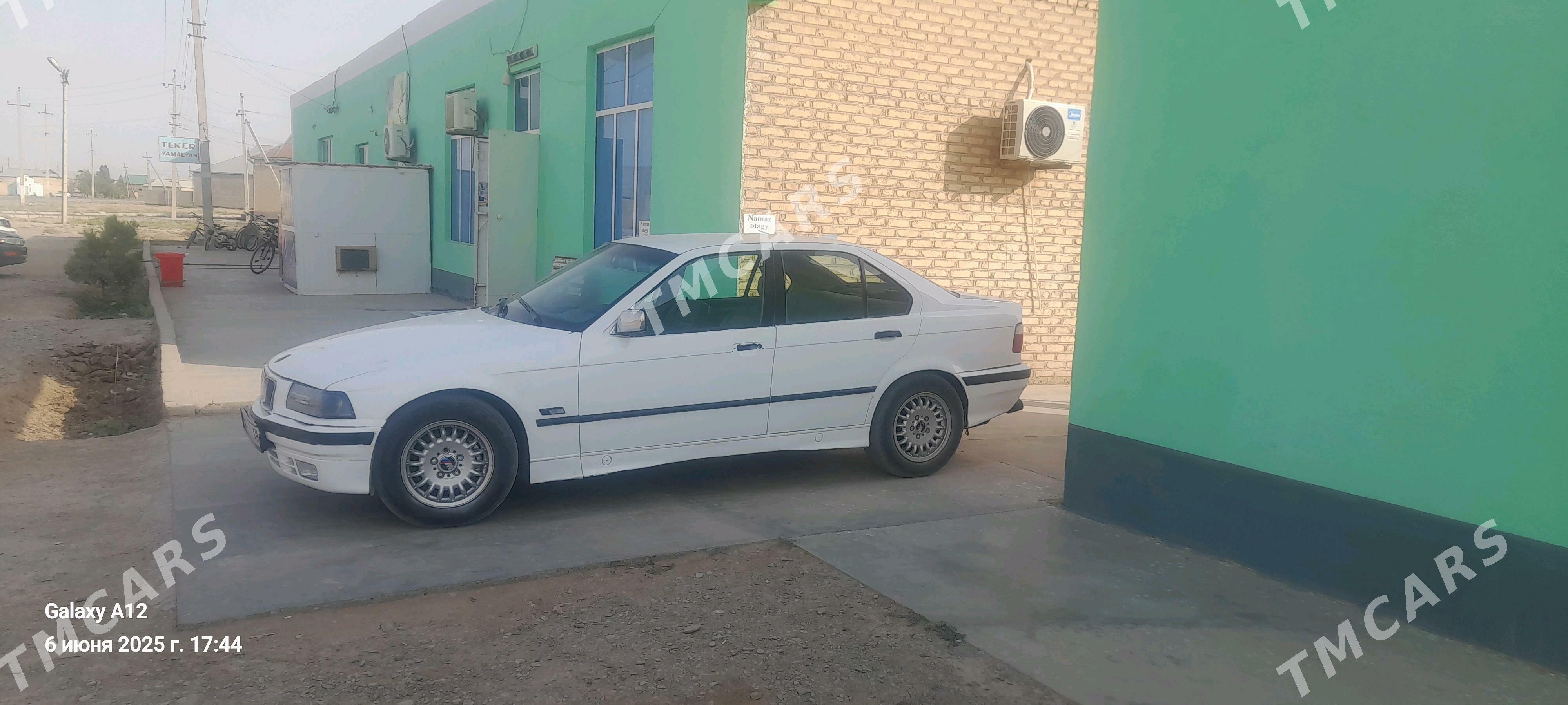 BMW 320 1992 - 35 000 TMT - Sarahs - img 2