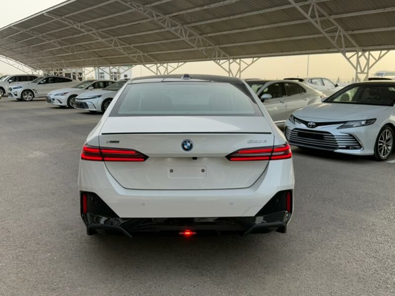 BMW 550 2025 - 2 751 000 TMT - Aşgabat - img 4