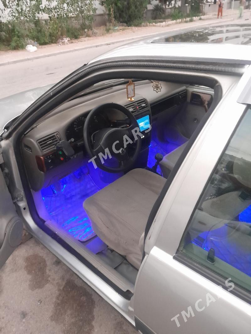 Opel Vectra 1989 - 35 000 TMT - Туркменбаши - img 2