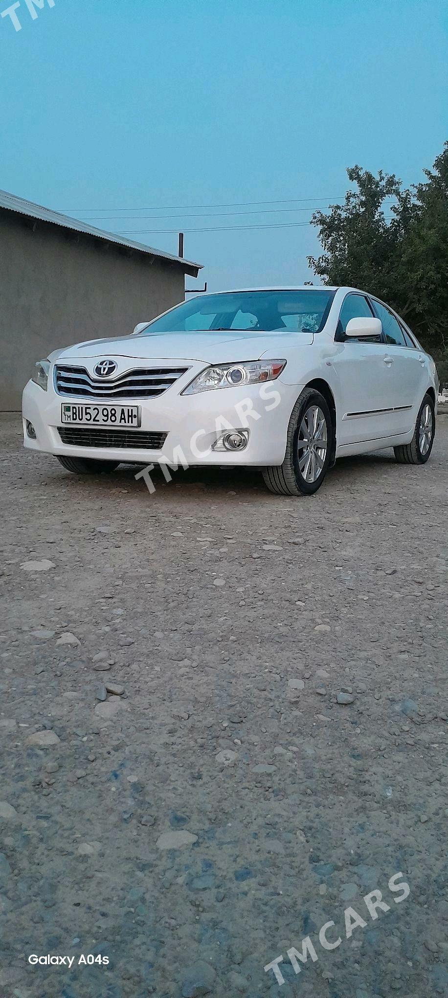 Toyota Camry 2011 - 135 000 TMT - Кака - img 5