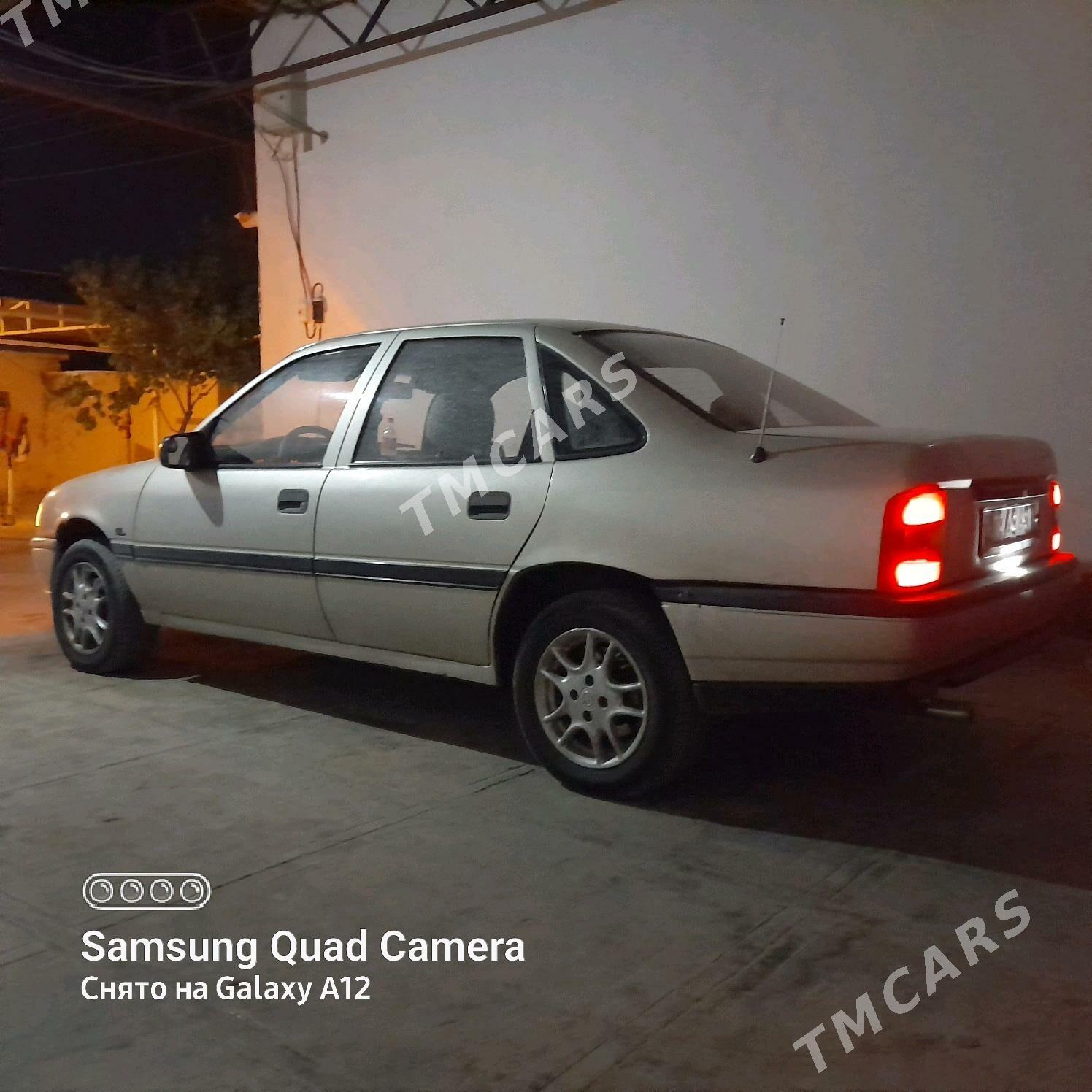 Opel Vectra 1990 - 38 000 TMT - Balkanabat - img 3