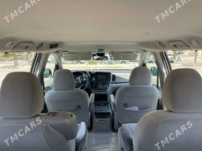 Toyota Sienna 2018 - 380 000 TMT - Ашхабад - img 7