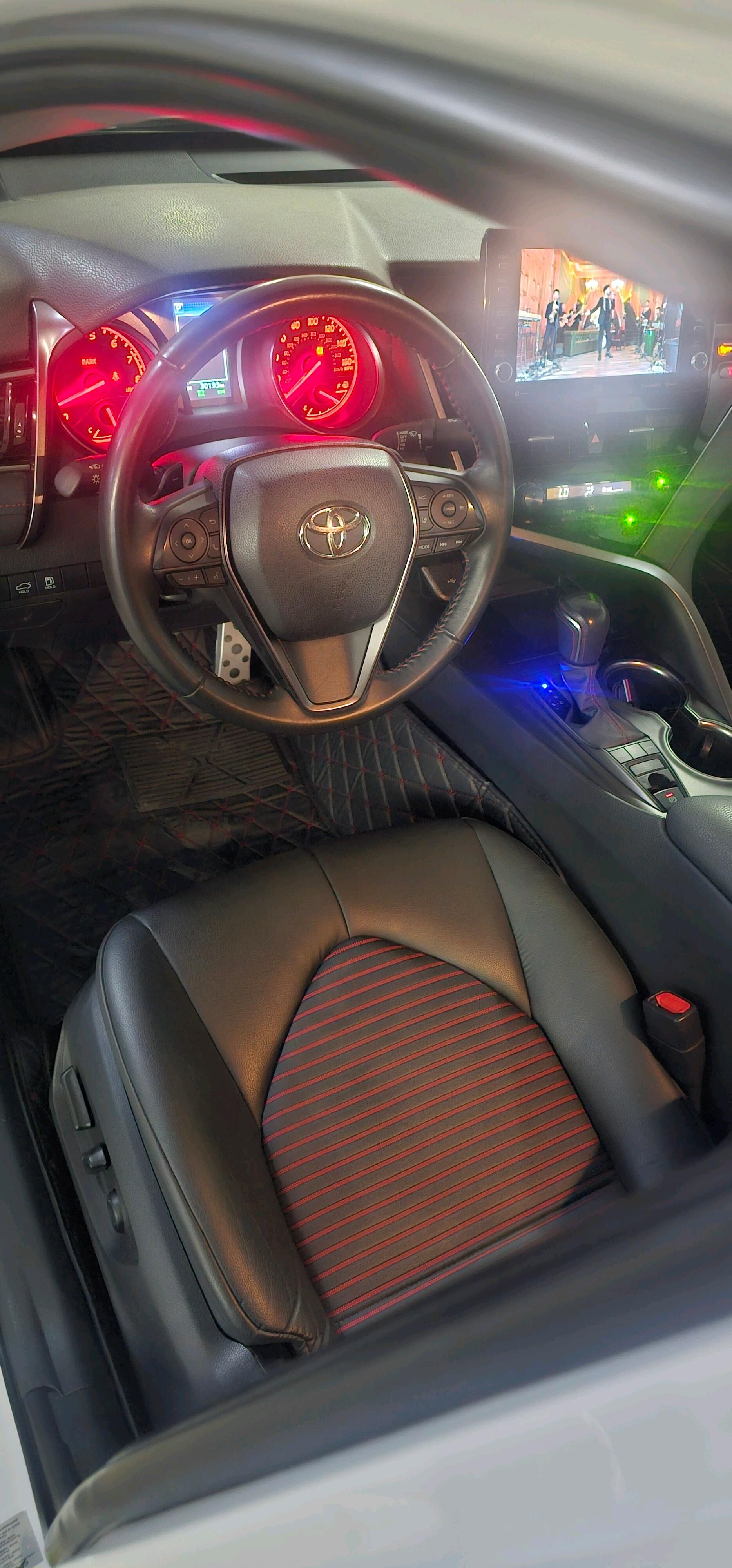 Toyota Camry 2023 - 345 000 TMT - Ашхабад - img 8