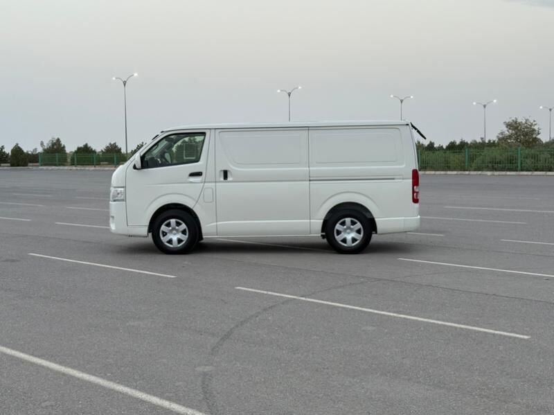 Toyota Hiace 2025 - 455 000 TMT - Aşgabat - img 7