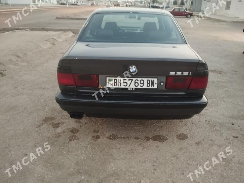 BMW 525 1991 - 48 000 TMT - Jebel - img 4