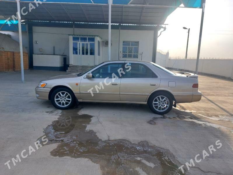 Toyota Camry 2001 - 165 000 TMT - Кака - img 4