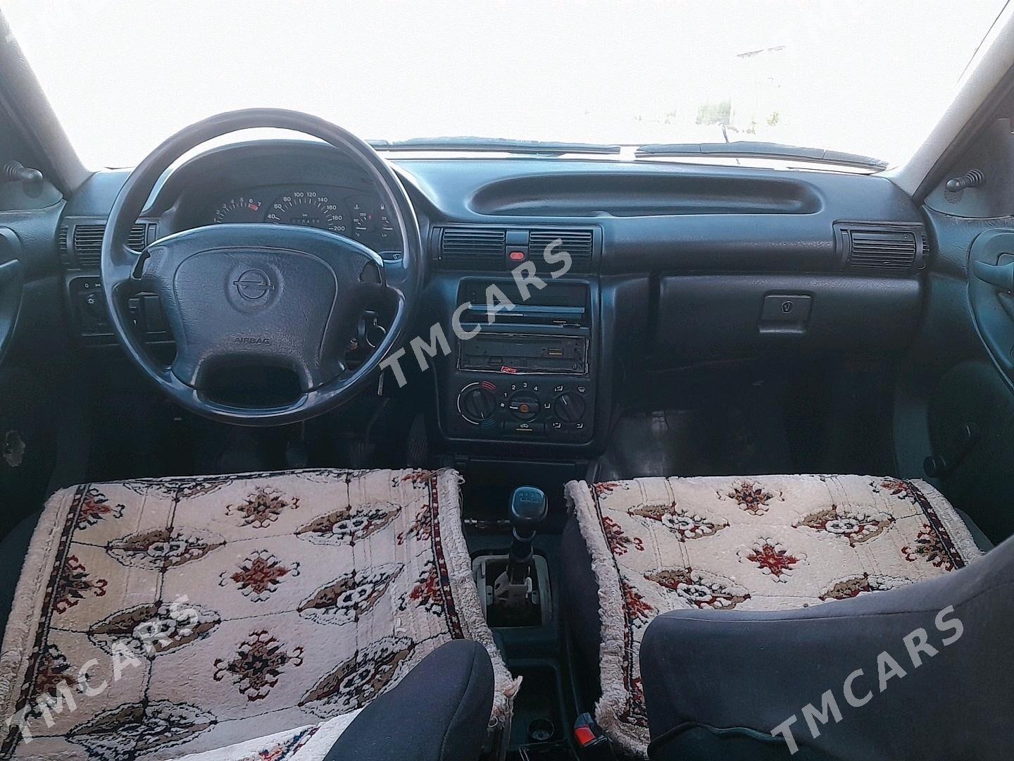 Opel Astra 1994 - 40 000 TMT - Gubadag - img 8