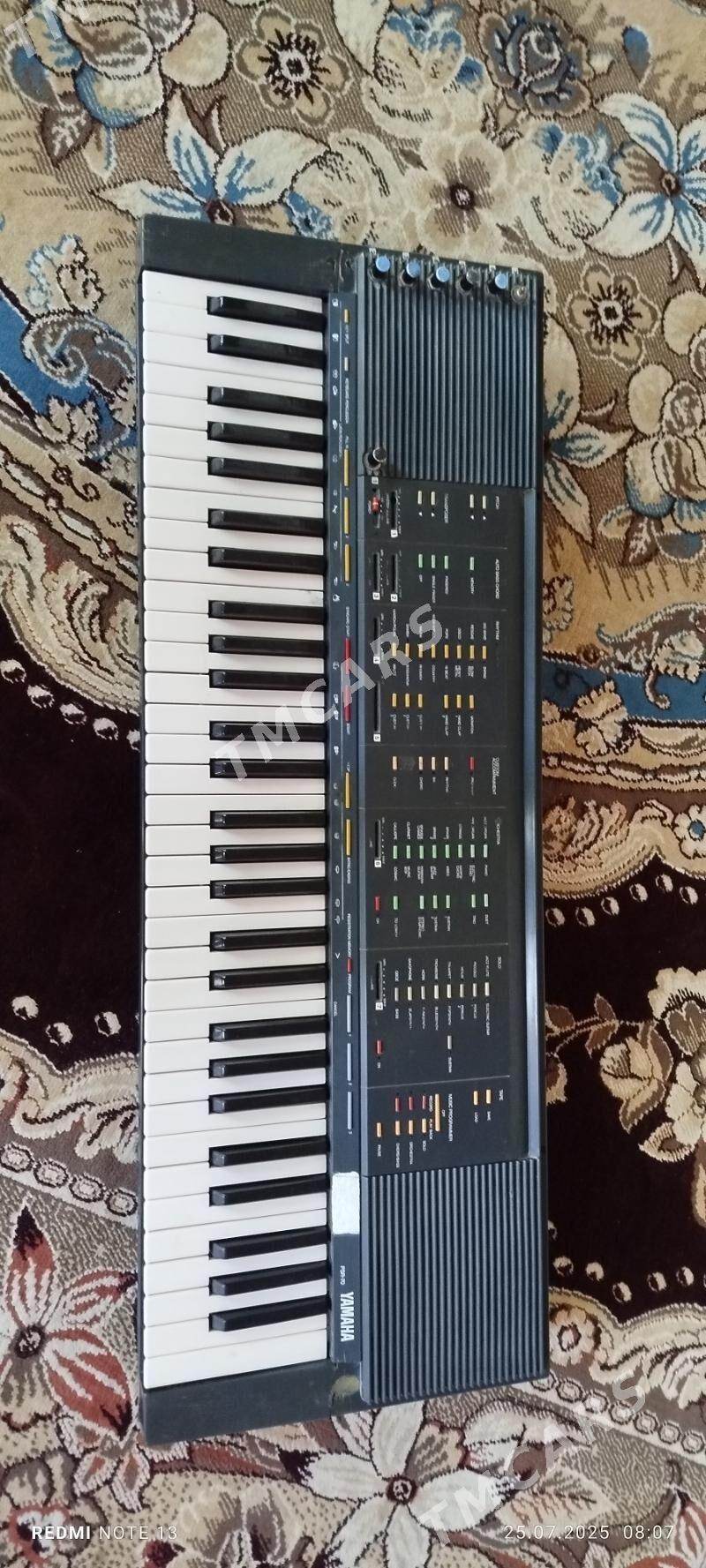 YAMAHA PSR 70 - Murgap - img 1