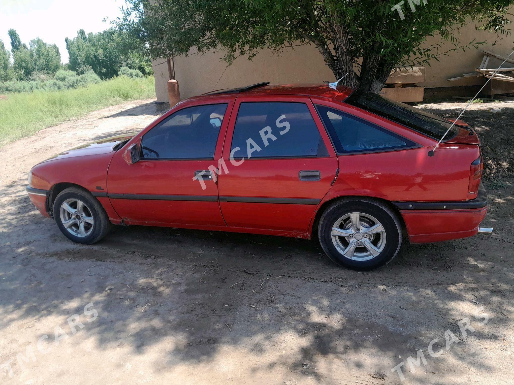 Opel Vectra 1994 - 25 000 TMT - Boldumsaz - img 2