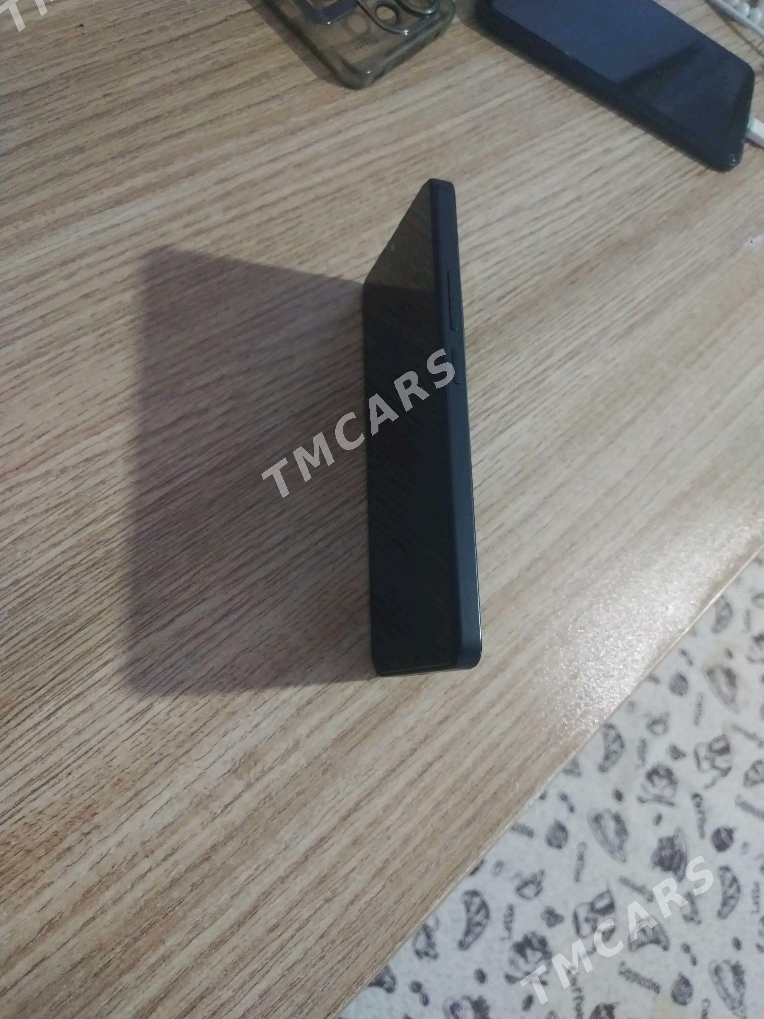 Redmi not 13 /6//128 / - 11 мкр - img 3