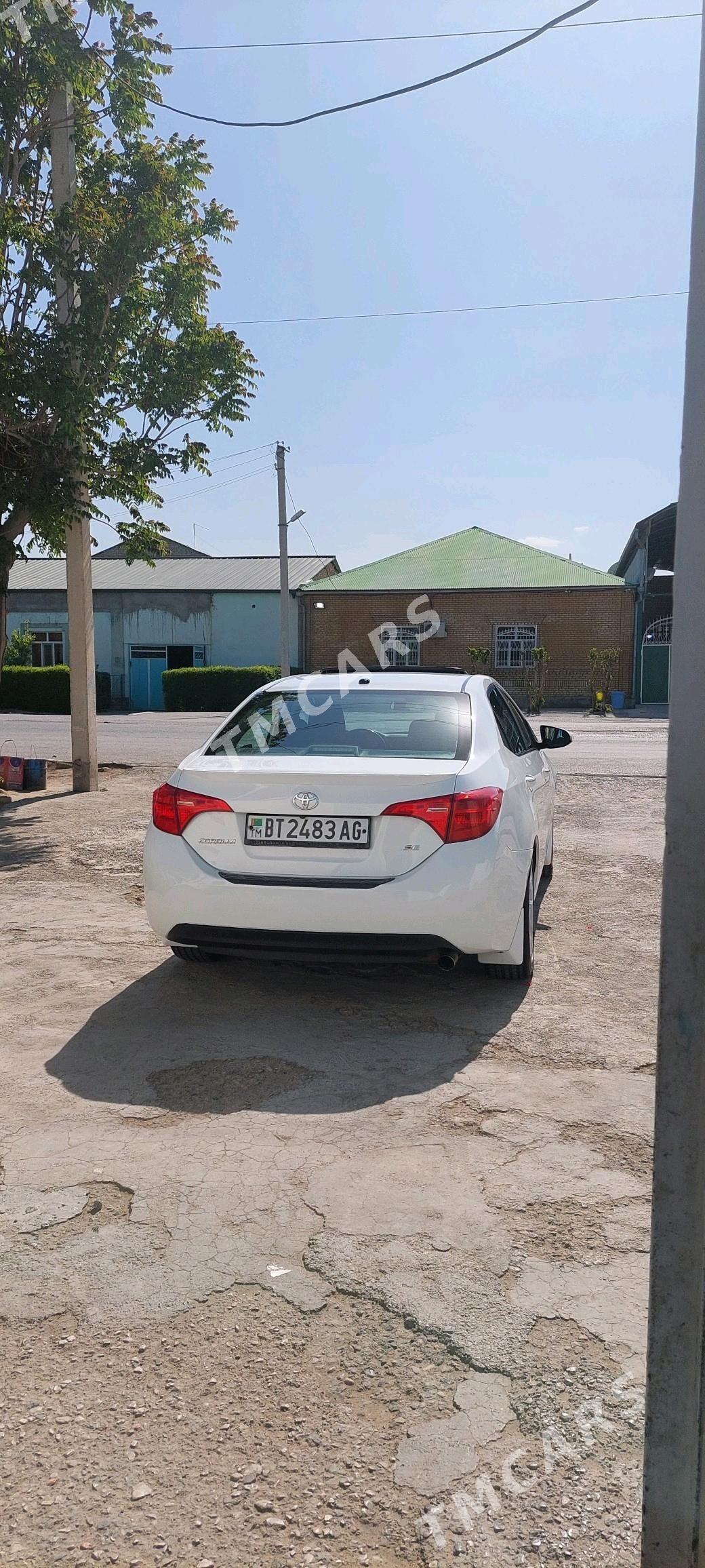 Toyota Corolla 2018 - 222 000 TMT - Ашхабад - img 2