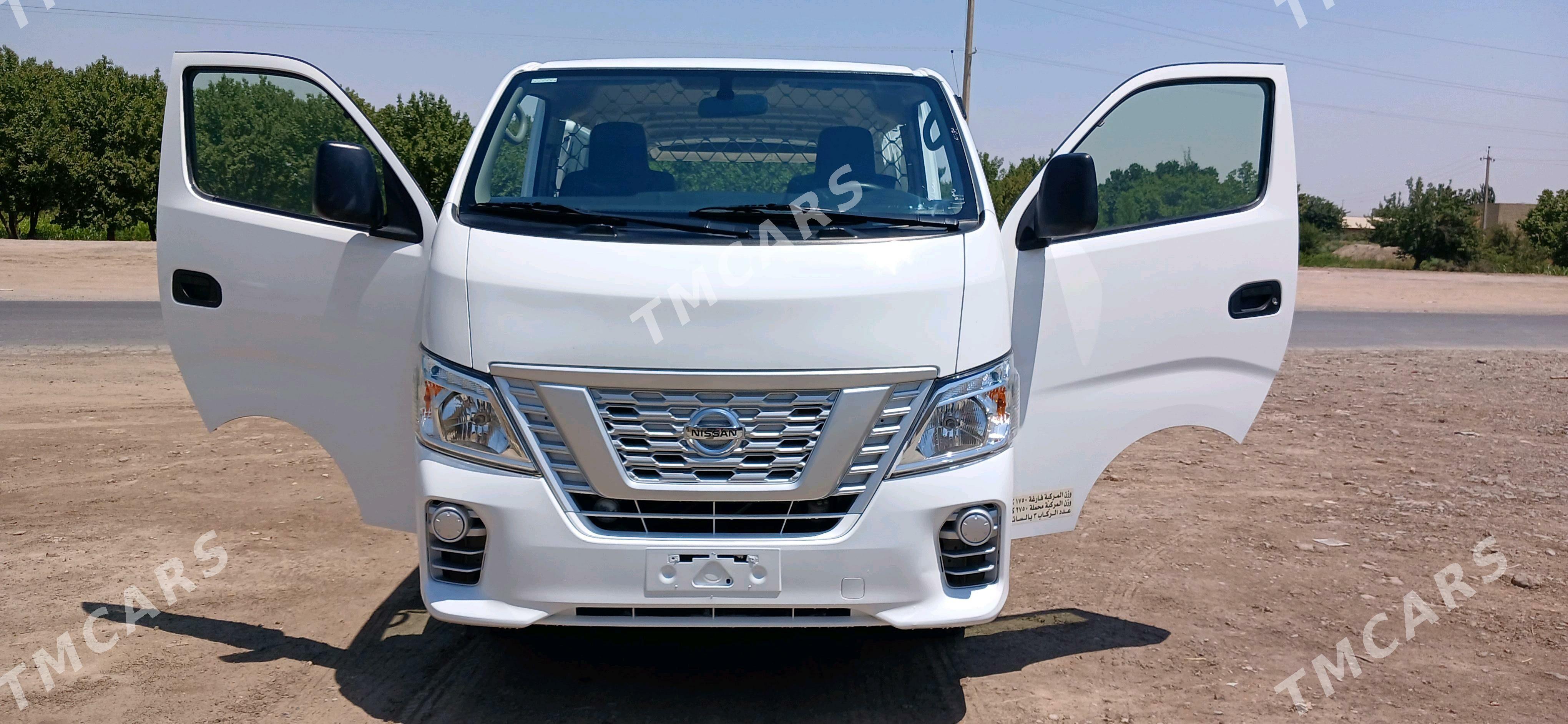 Nissan Urvan 2021 - 315 000 TMT - Kerki - img 2