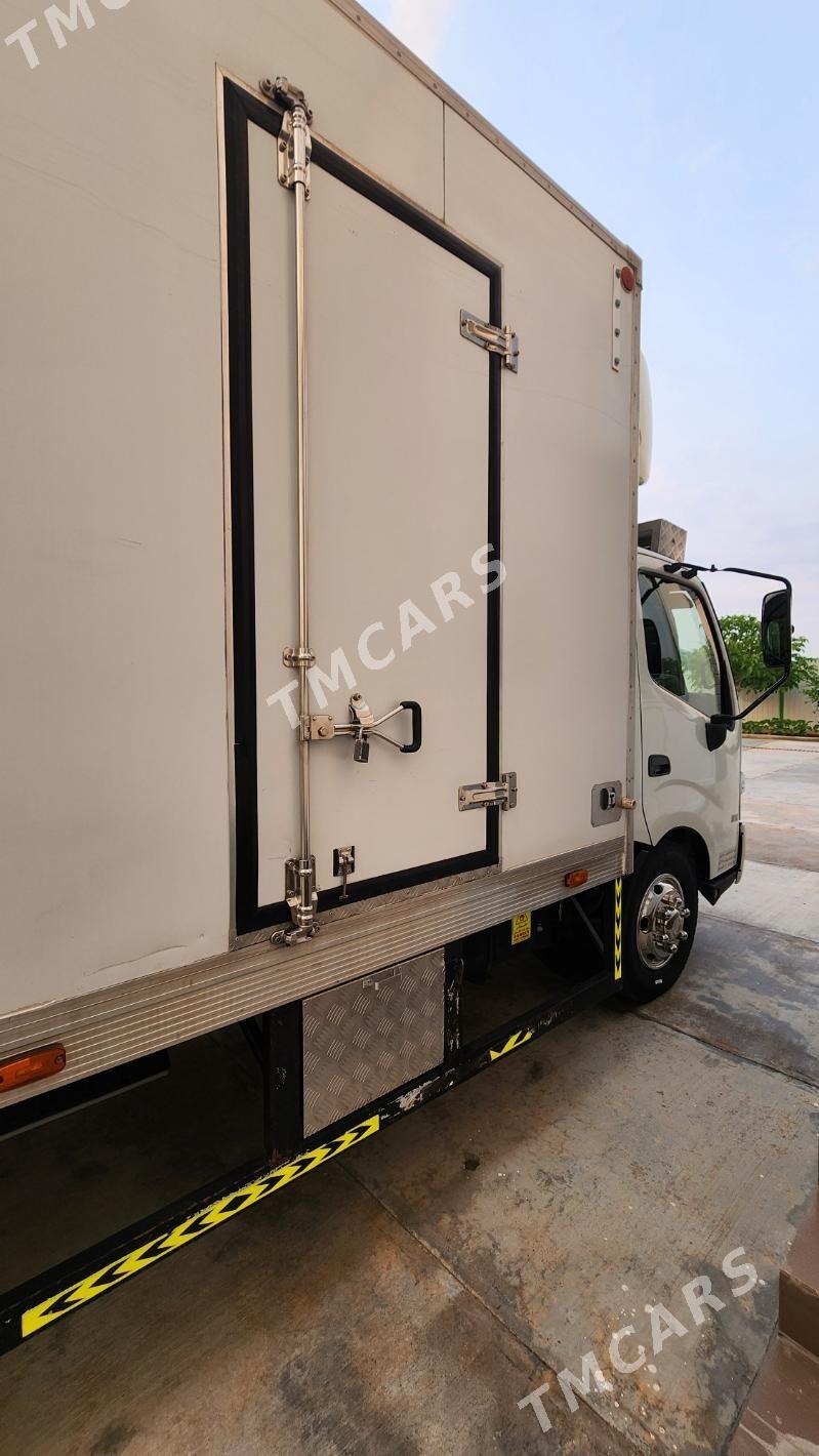 Toyota Hino 2020 - 685 000 TMT - Aşgabat - img 5