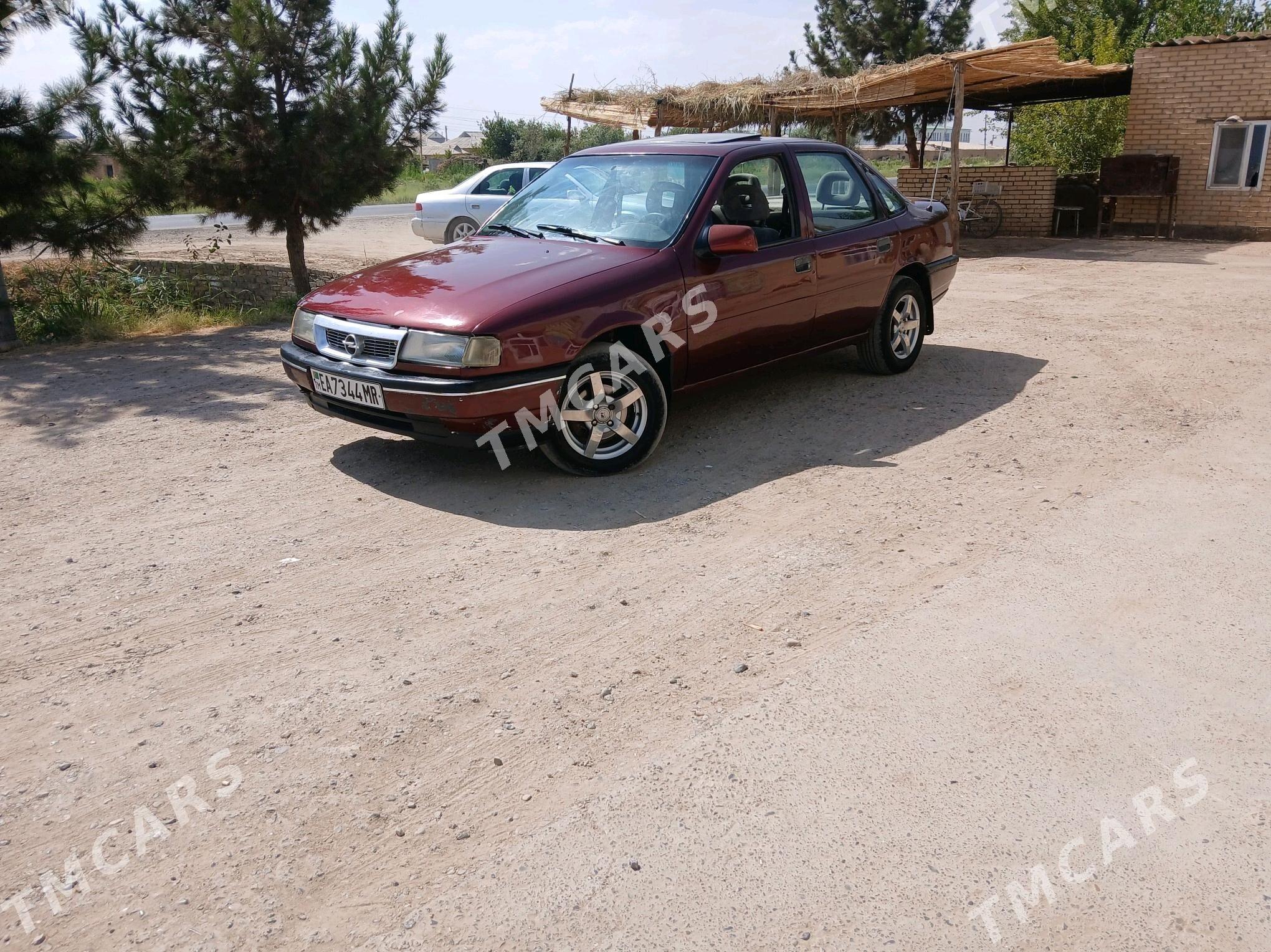 Opel Vectra 1991 - 25 000 TMT - Mary - img 2