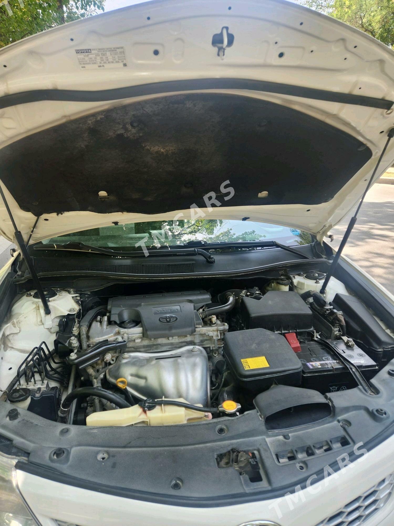 Toyota Camry 2012 - 220 000 TMT - Podwoýski köç. (Bitarap Türkmenistan şaýoly) - img 8