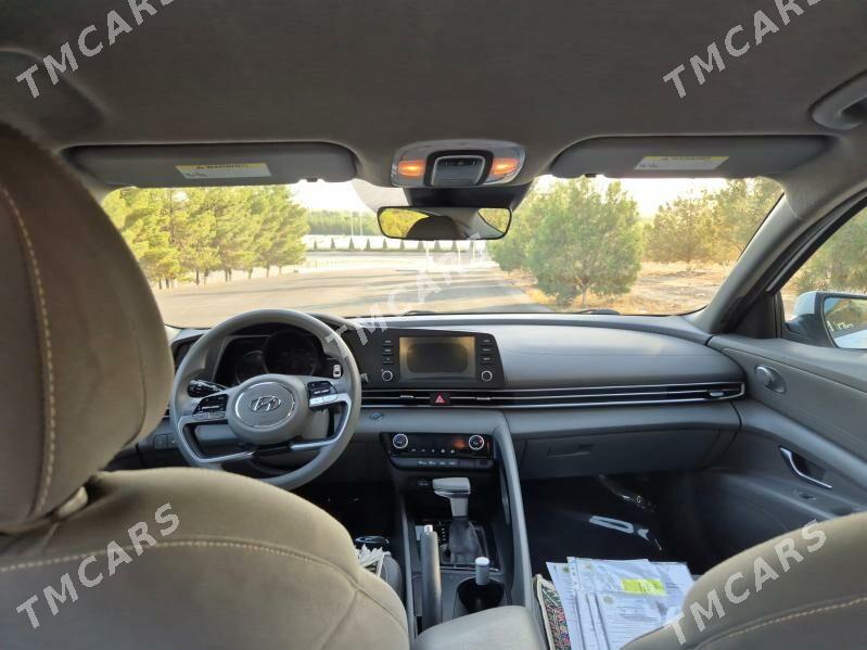 Hyundai Elantra 2021 - 240 000 TMT - Бузмеин - img 3