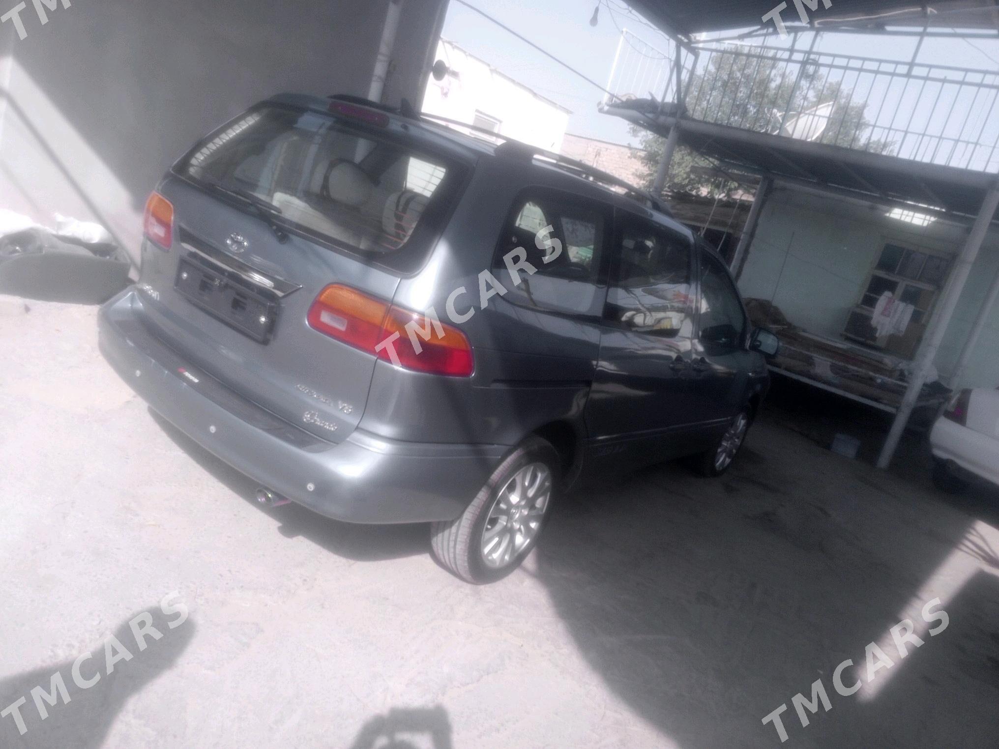 Toyota Sienna 1999 - 145 000 TMT - Ашхабад - img 4