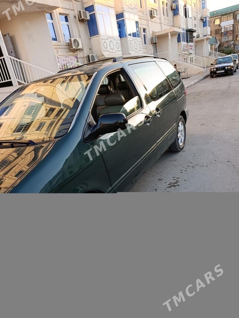 Toyota Sienna 2001 - 130 000 TMT - Туркменабат - img 9