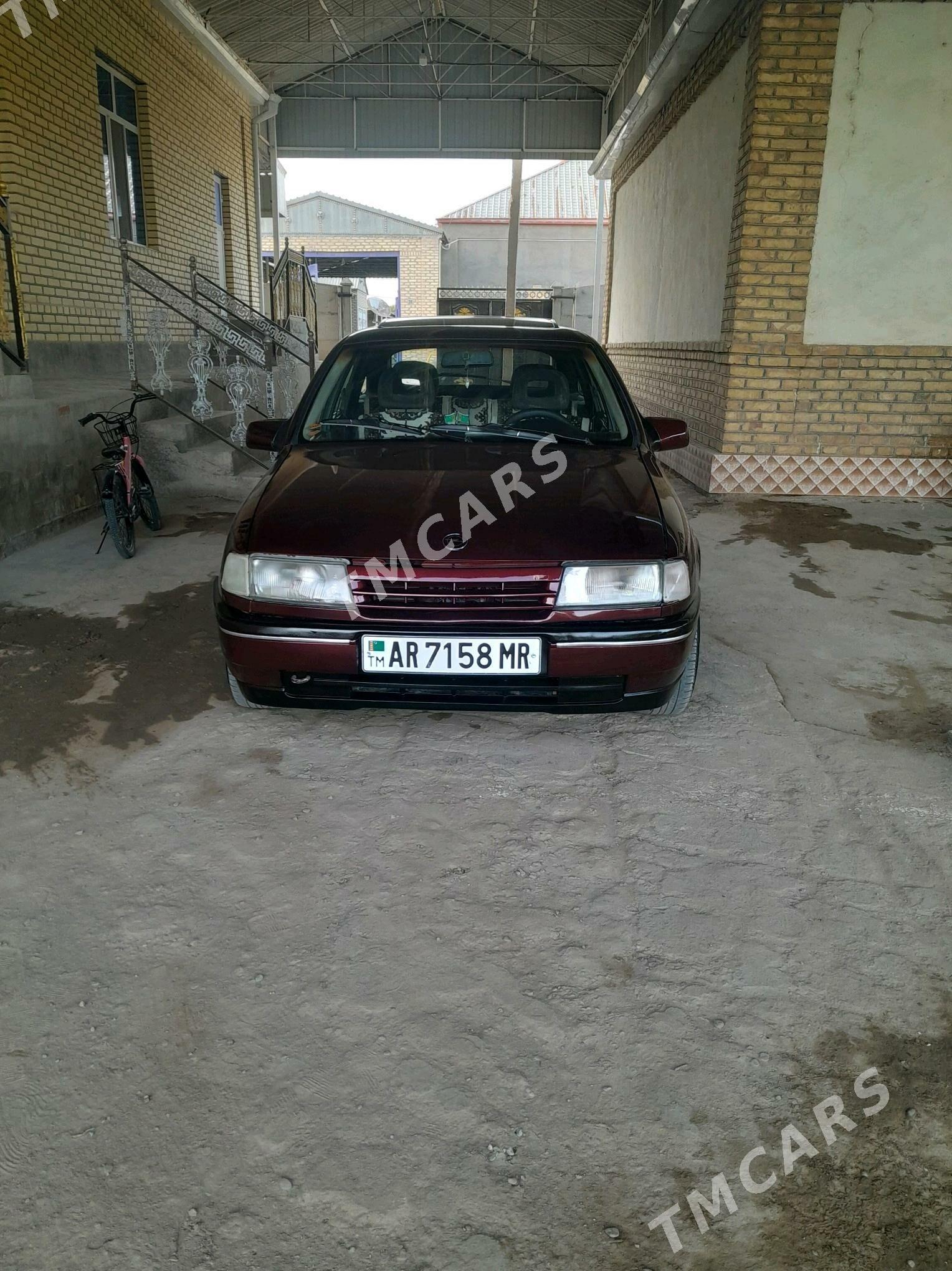 Opel Vectra 1991 - 30 000 TMT - Сакарчага - img 4