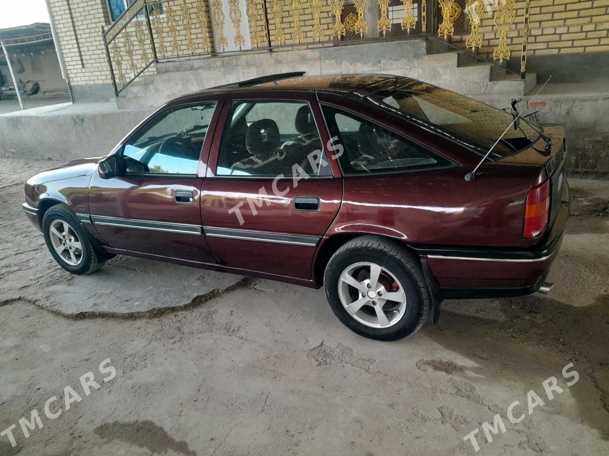 Opel Vectra 1991 - 30 000 TMT - Сакарчага - img 7