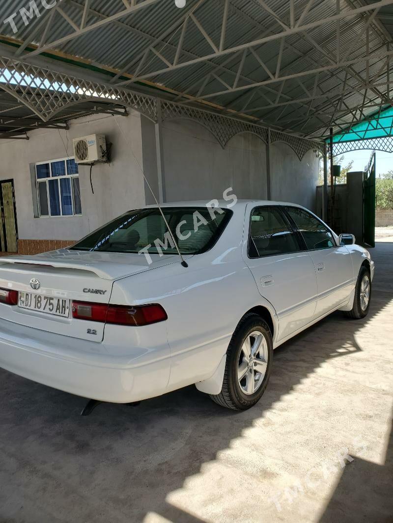 Toyota Camry 1998 - 113 000 TMT - Kaka - img 2