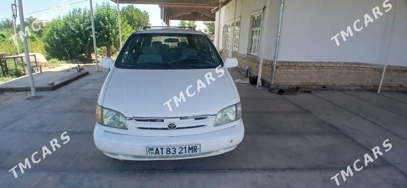 Toyota Sienna 1999 - 160 000 TMT - Туркменгала - img 6