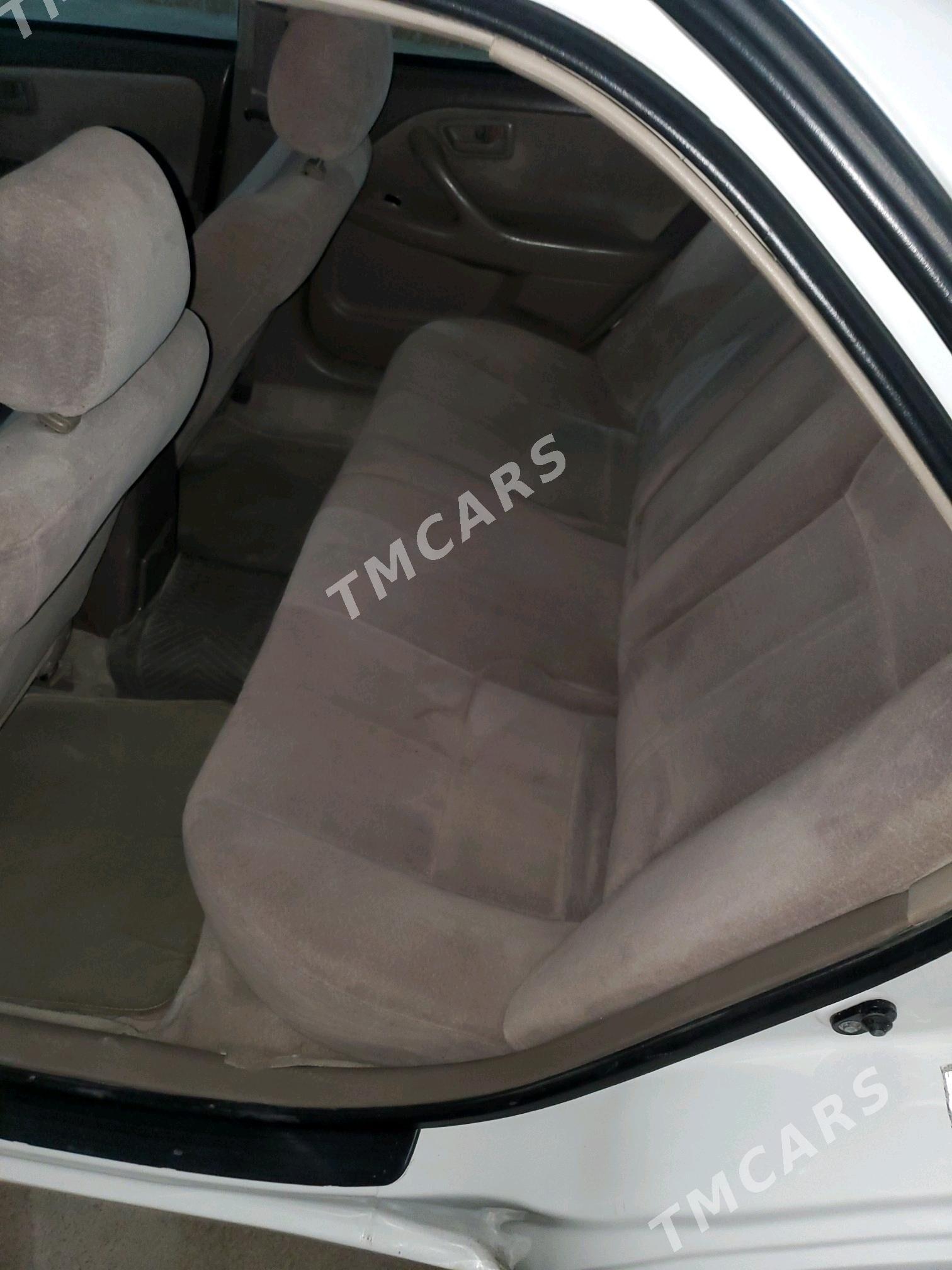 Toyota Camry 1998 - 113 000 TMT - Kaka - img 5