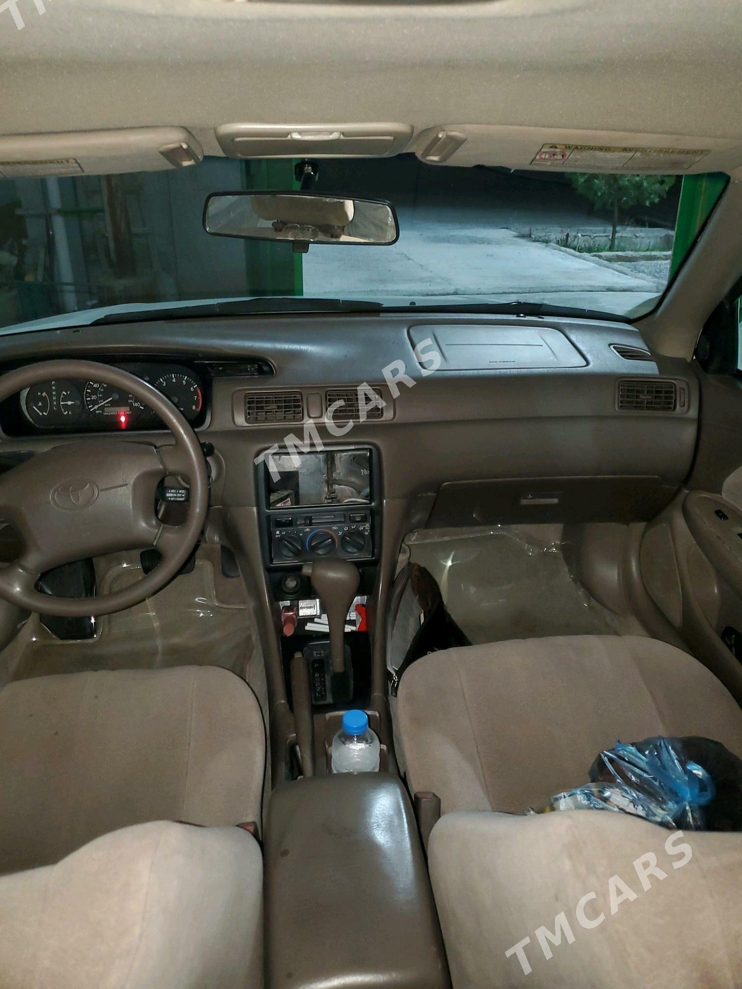 Toyota Camry 1998 - 113 000 TMT - Kaka - img 9