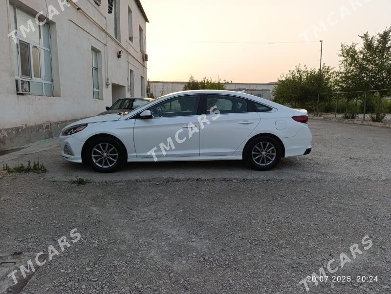 Hyundai Sonata 2018 - 210 000 TMT - Balkanabat - img 4