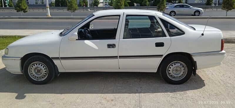 Opel Vectra 1996 - 30 000 TMT - Анев - img 4
