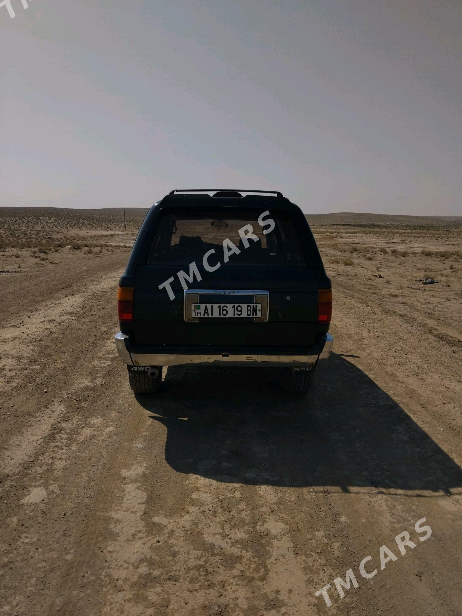 Toyota 4Runner 1994 - 50 000 TMT - Туркменбаши - img 3