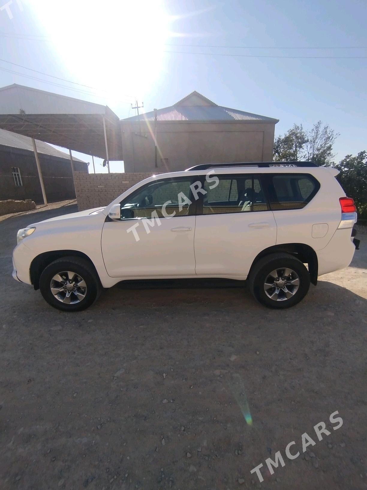 Toyota Land Cruiser Prado 2010 - 380 000 TMT - Mary - img 3