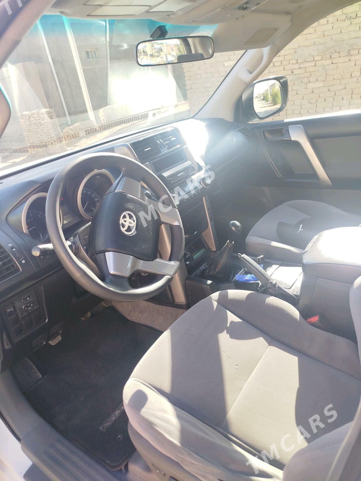 Toyota Land Cruiser Prado 2010 - 380 000 TMT - Mary - img 4