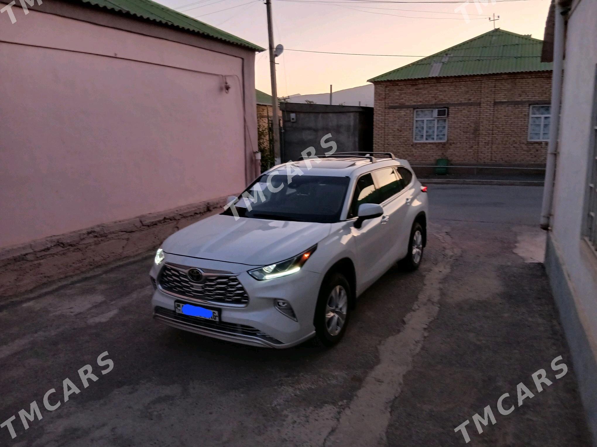 Toyota Highlander 2021 - 540 000 TMT - Aşgabat - img 3