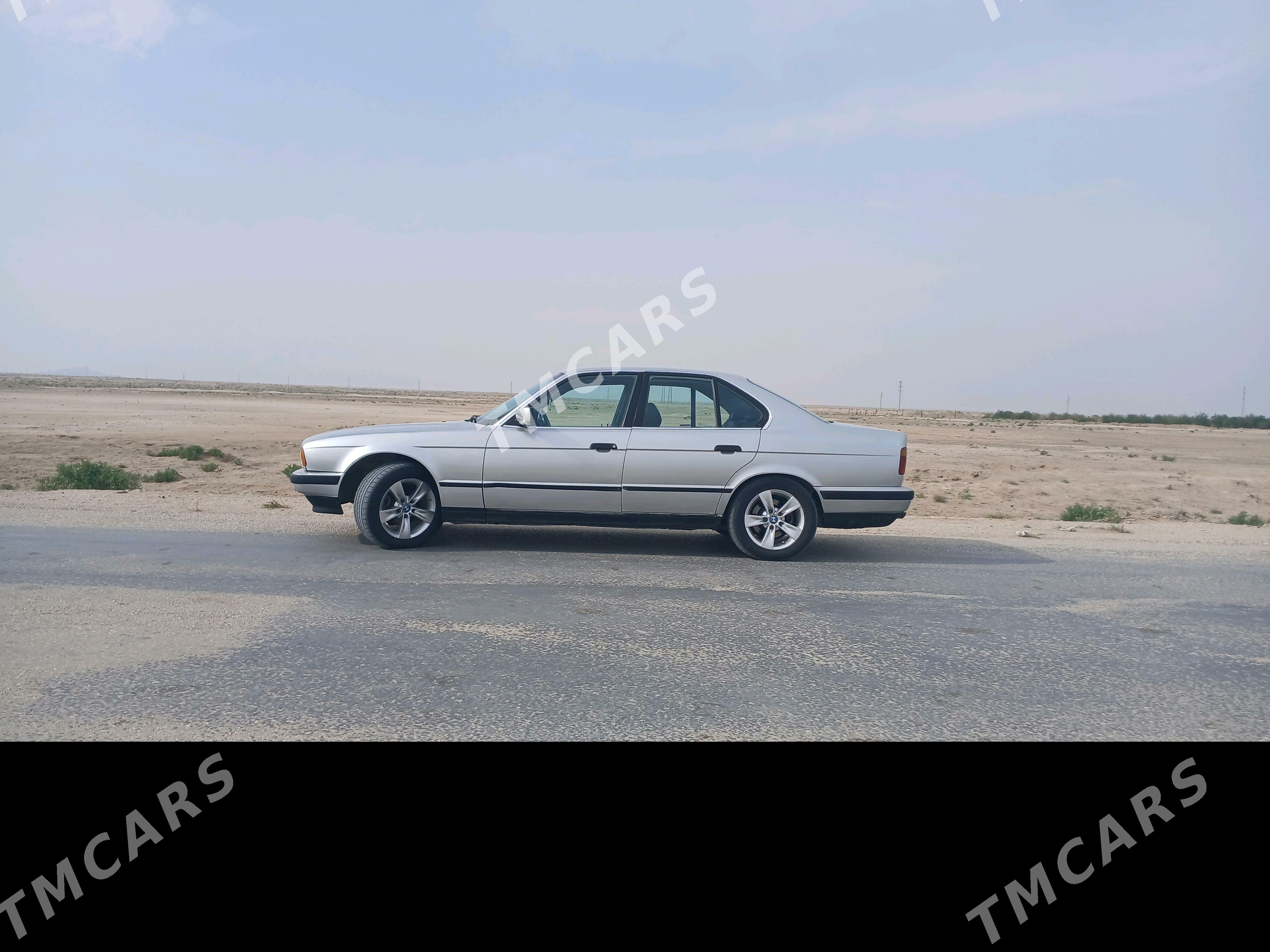 BMW 525 1993 - 64 000 TMT - Гумдаг - img 9
