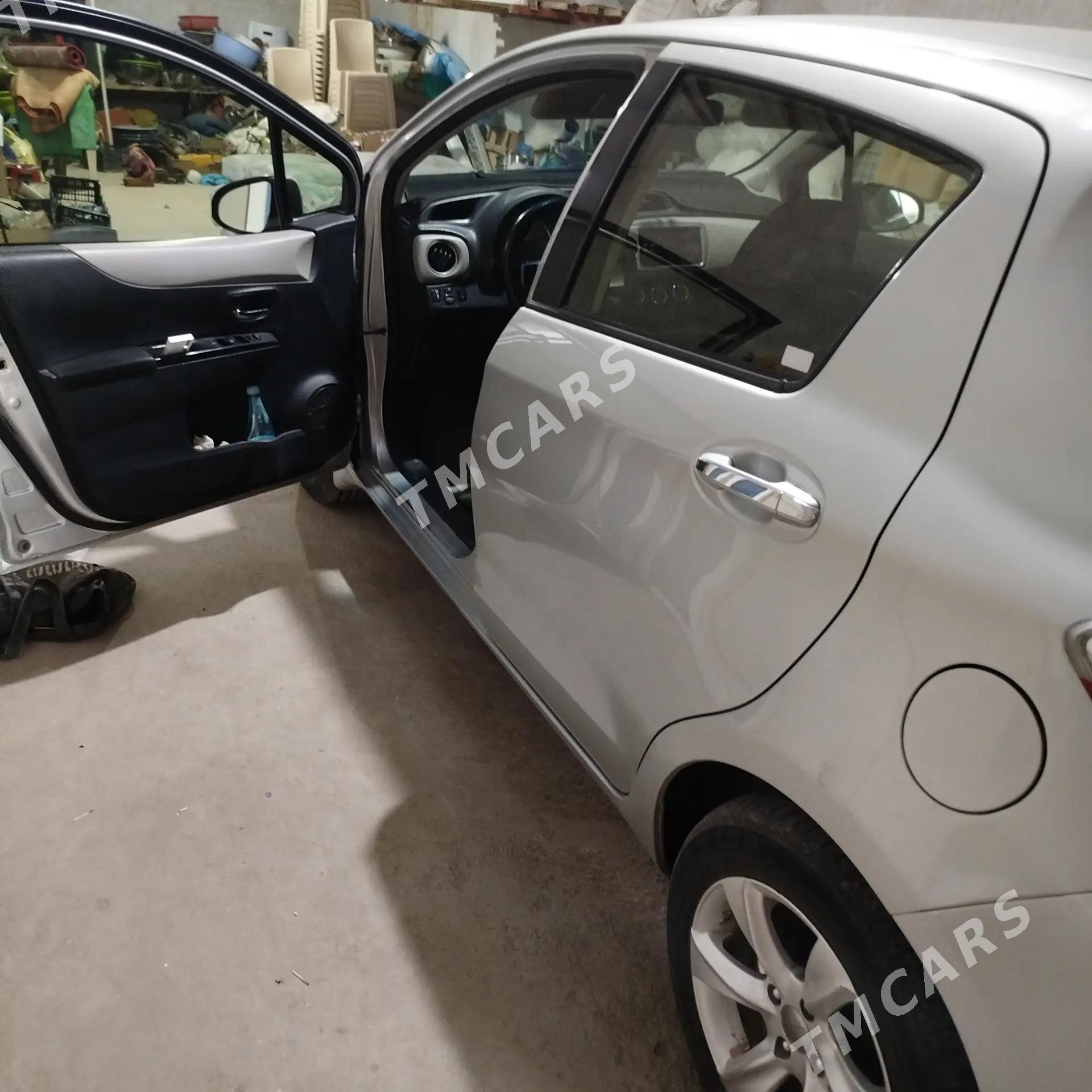 Toyota Yaris 2013 - 130 000 TMT - Daşoguz - img 5