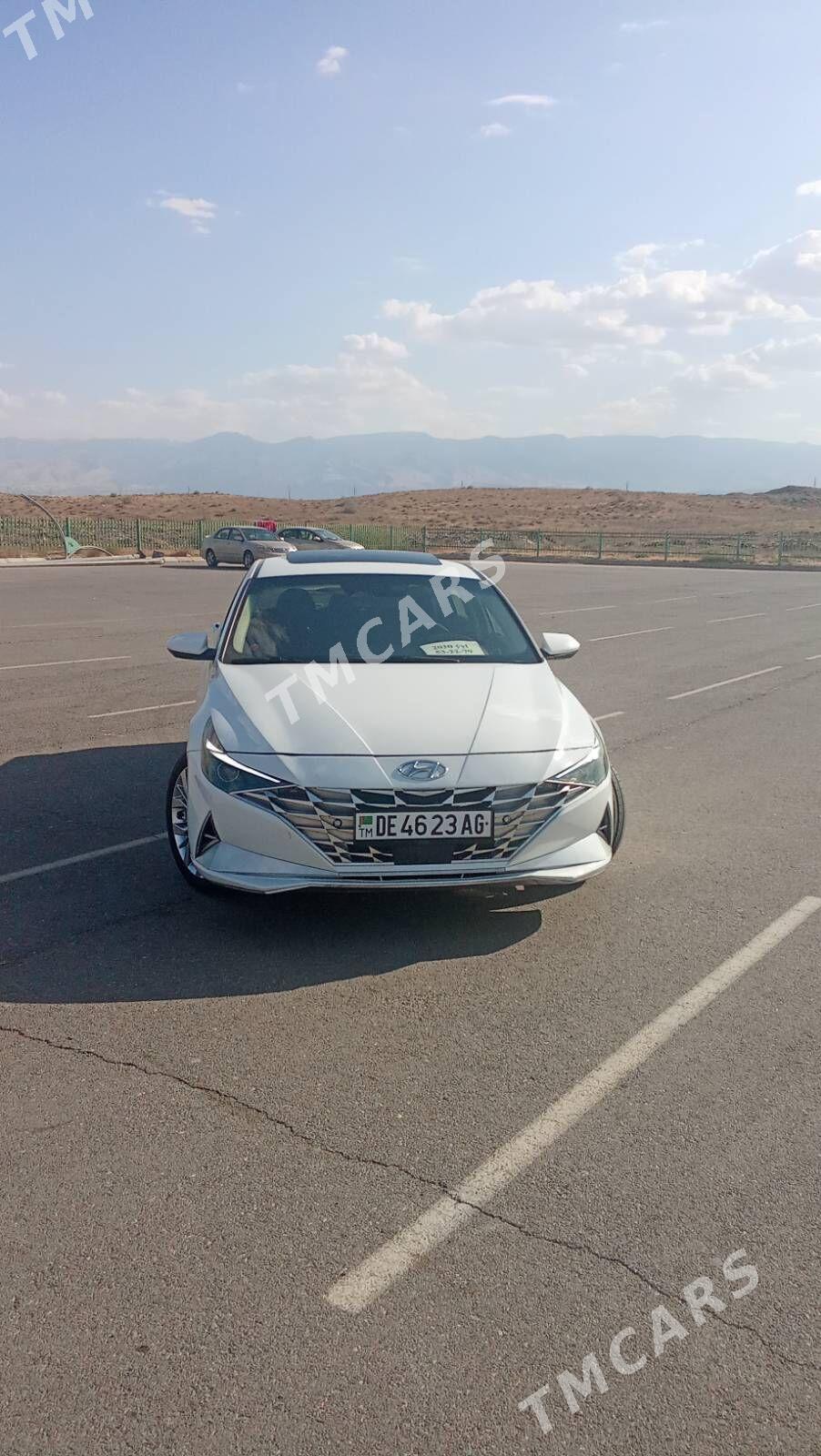 Hyundai Elantra 2021 - 253 000 TMT - Ашхабад - img 4