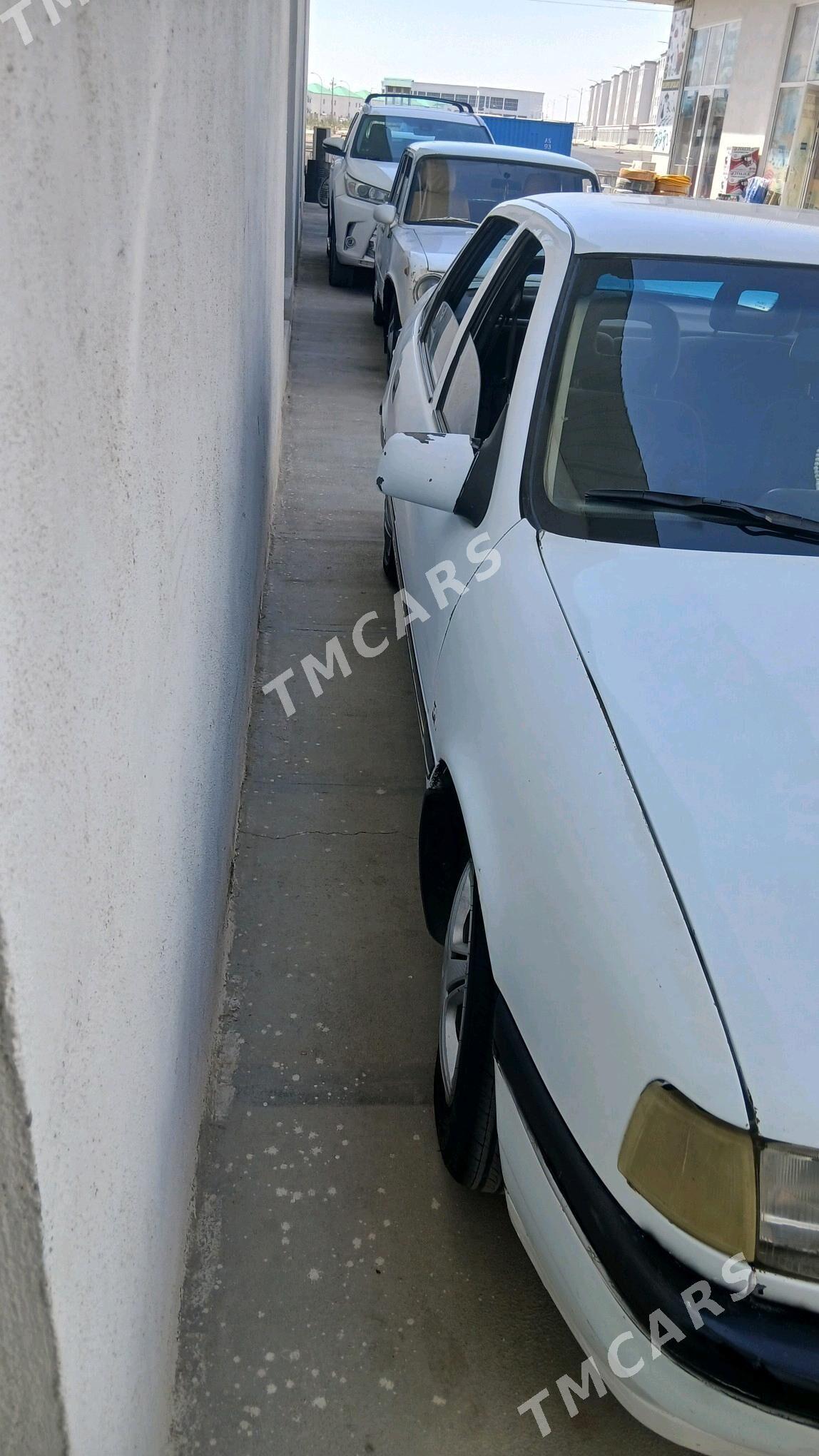Opel Vectra 1990 - 28 000 TMT - Sakarçäge - img 3