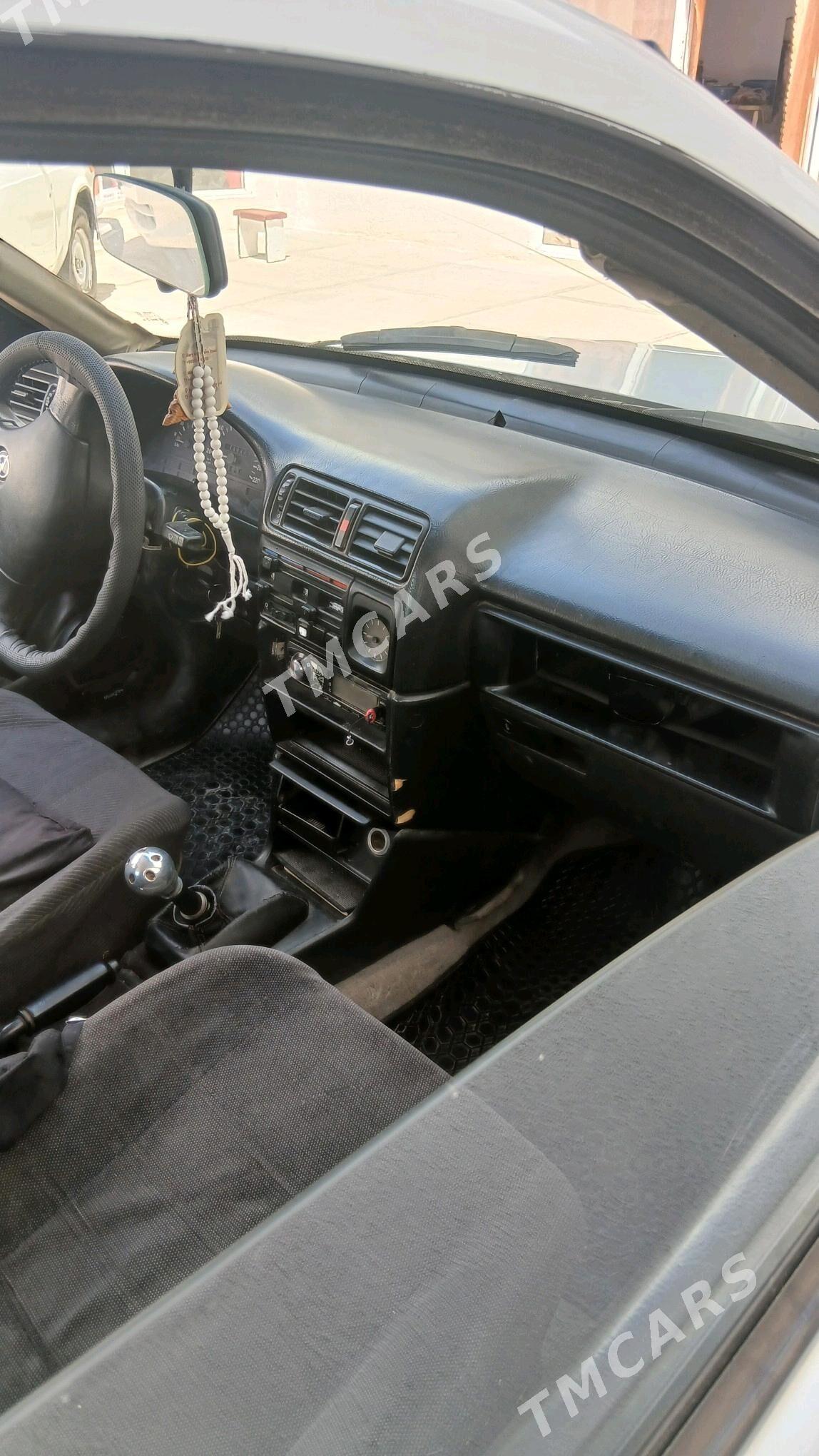 Opel Vectra 1990 - 28 000 TMT - Sakarçäge - img 2