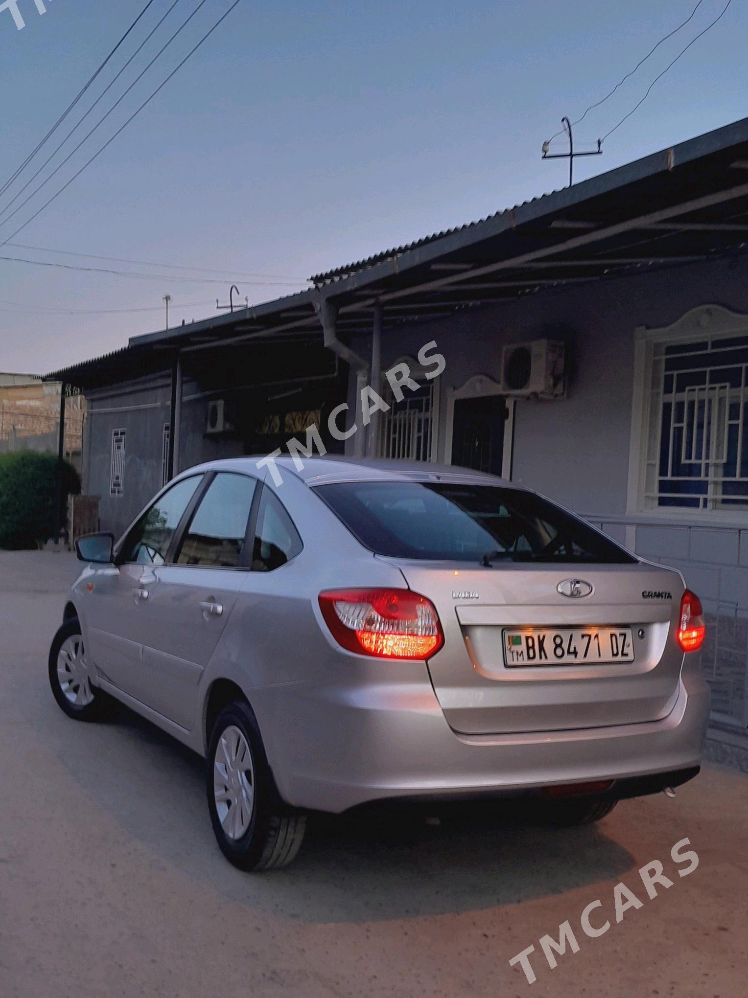 Lada Granta 2015 - 110 000 TMT - Daşoguz - img 4